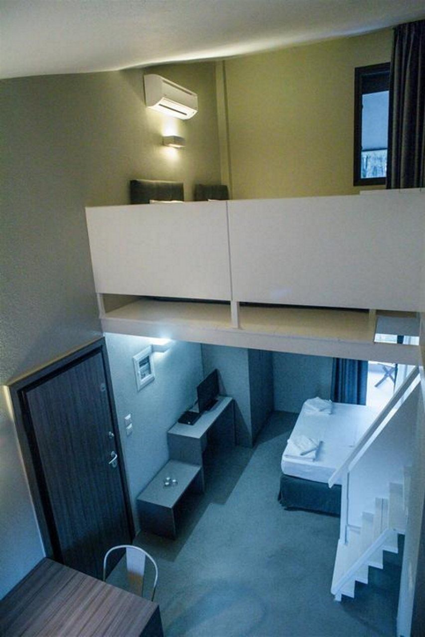Hotel apartamentowy Sani & Sani Woods (adults Only) 4*